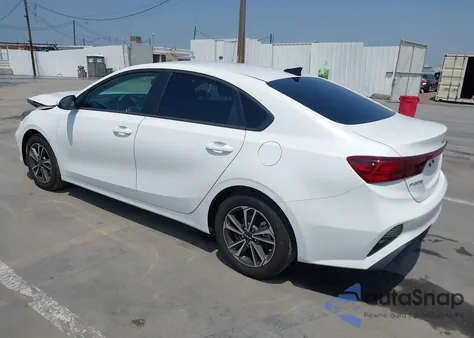 2024 Kia Forte Lxs из США, поврежденный, VIN 3KPF24AD1RE802414